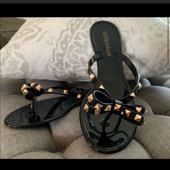 olivia miller femme fatale jelly sandal